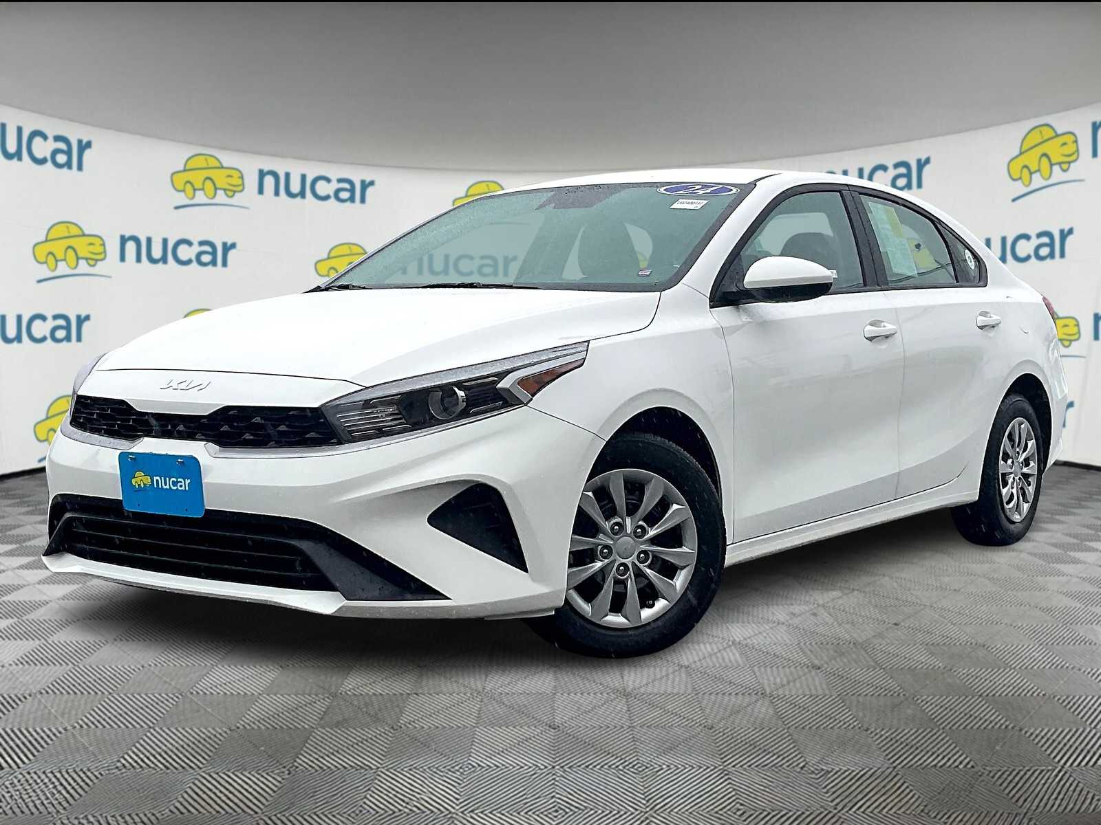 2024 Kia Forte LX - Photo 3