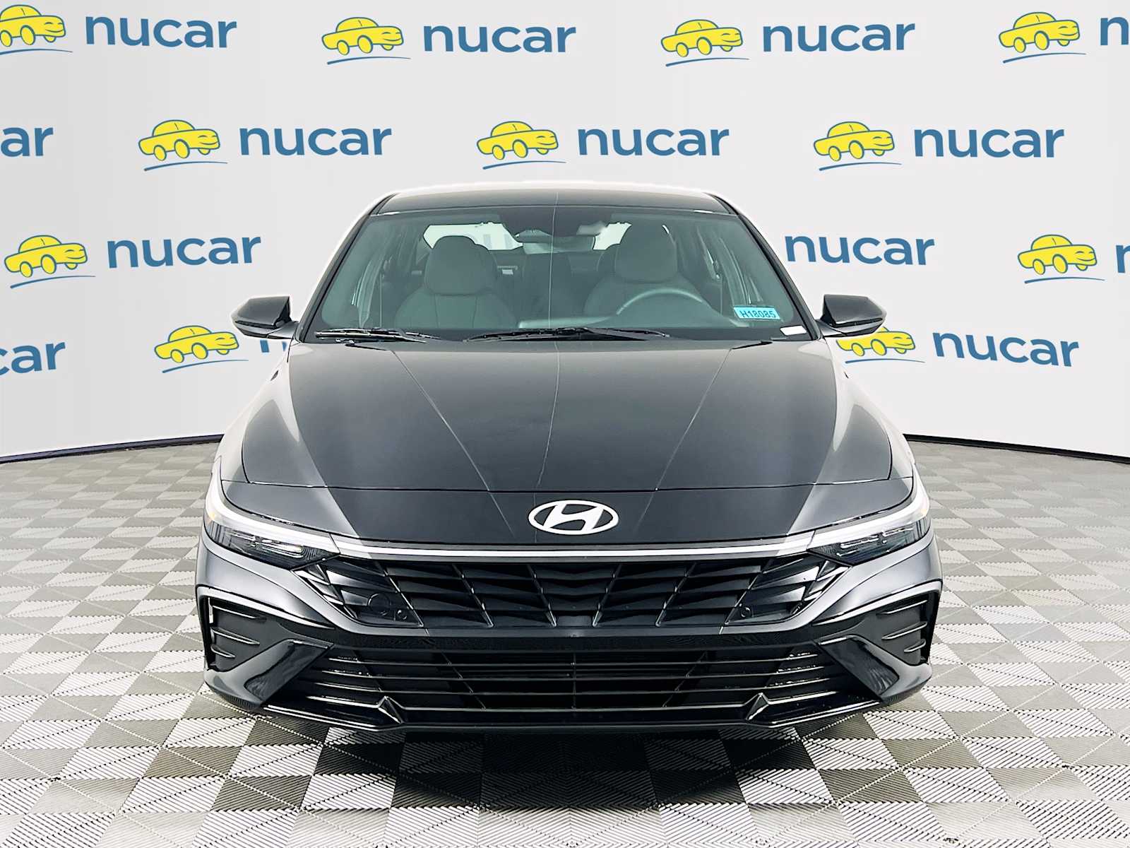 2025 Hyundai Elantra SEL Sport - Photo 2