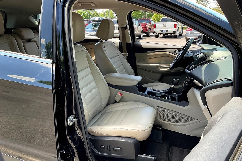 2017 Ford Escape Titanium - Photo 11