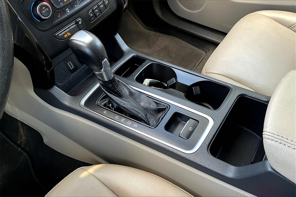 2017 Ford Escape Titanium - Photo 19