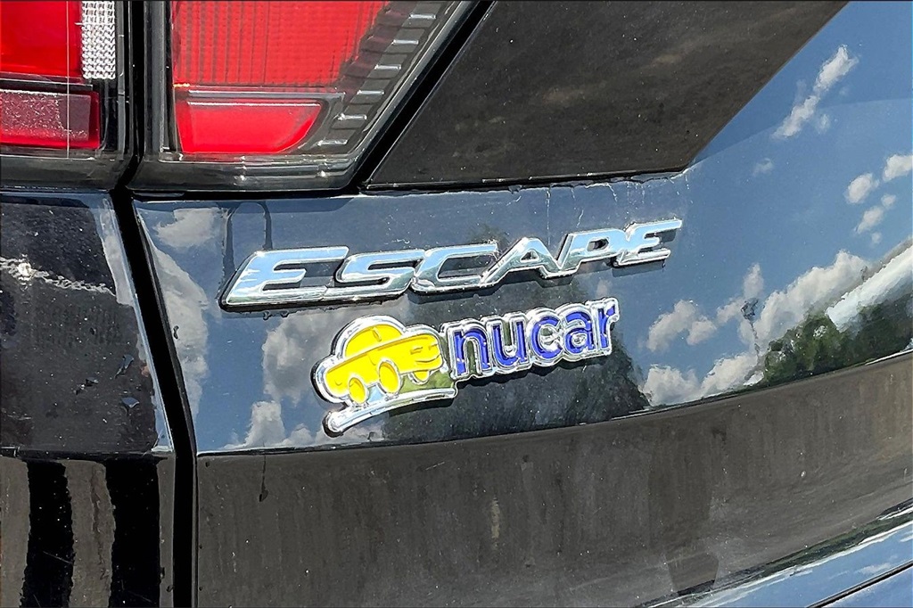2017 Ford Escape Titanium - Photo 27