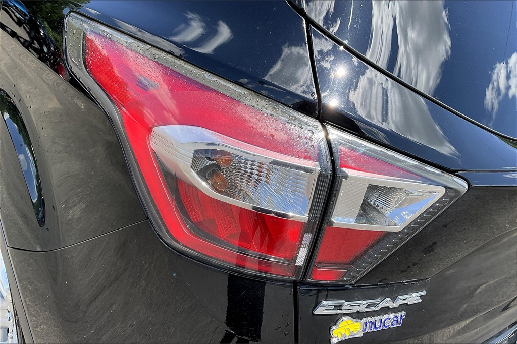 2017 Ford Escape Titanium - Photo 30
