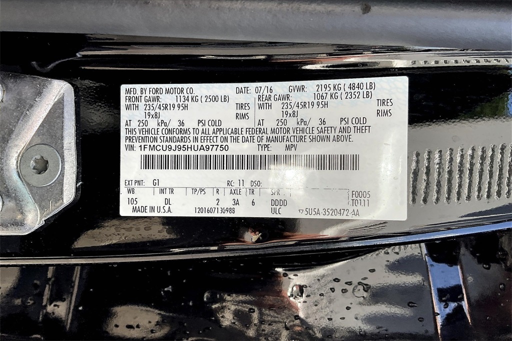 2017 Ford Escape Titanium - Photo 31