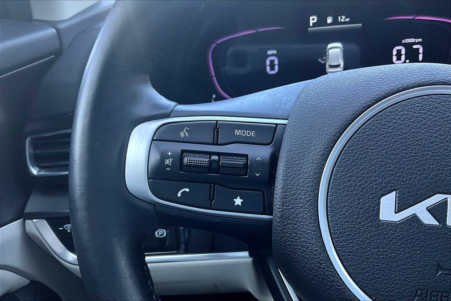 2023 Kia Sportage EX - Photo 23