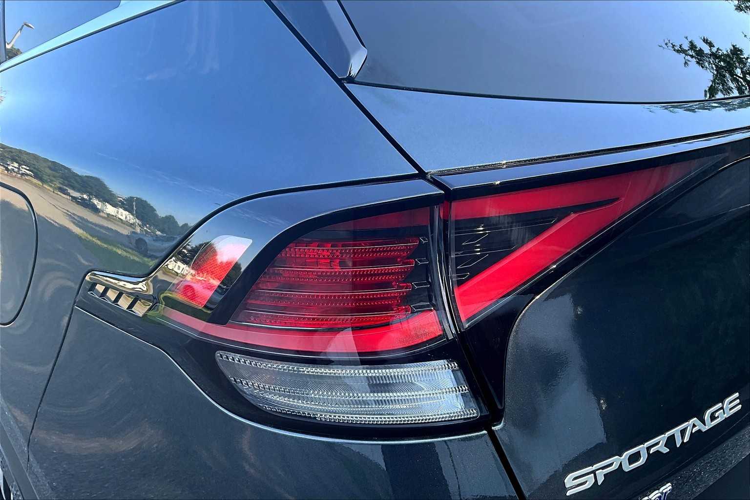 2023 Kia Sportage EX - Photo 34