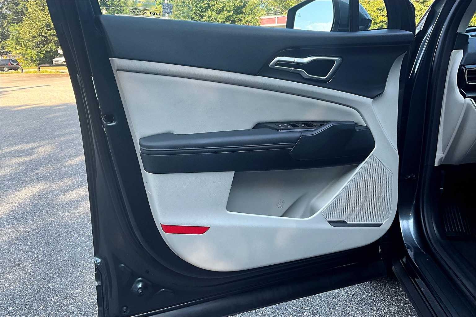 2023 Kia Sportage EX - Photo 9