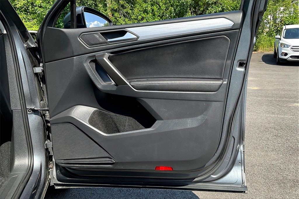 2022 Volkswagen Tiguan 2.0T S - Photo 25