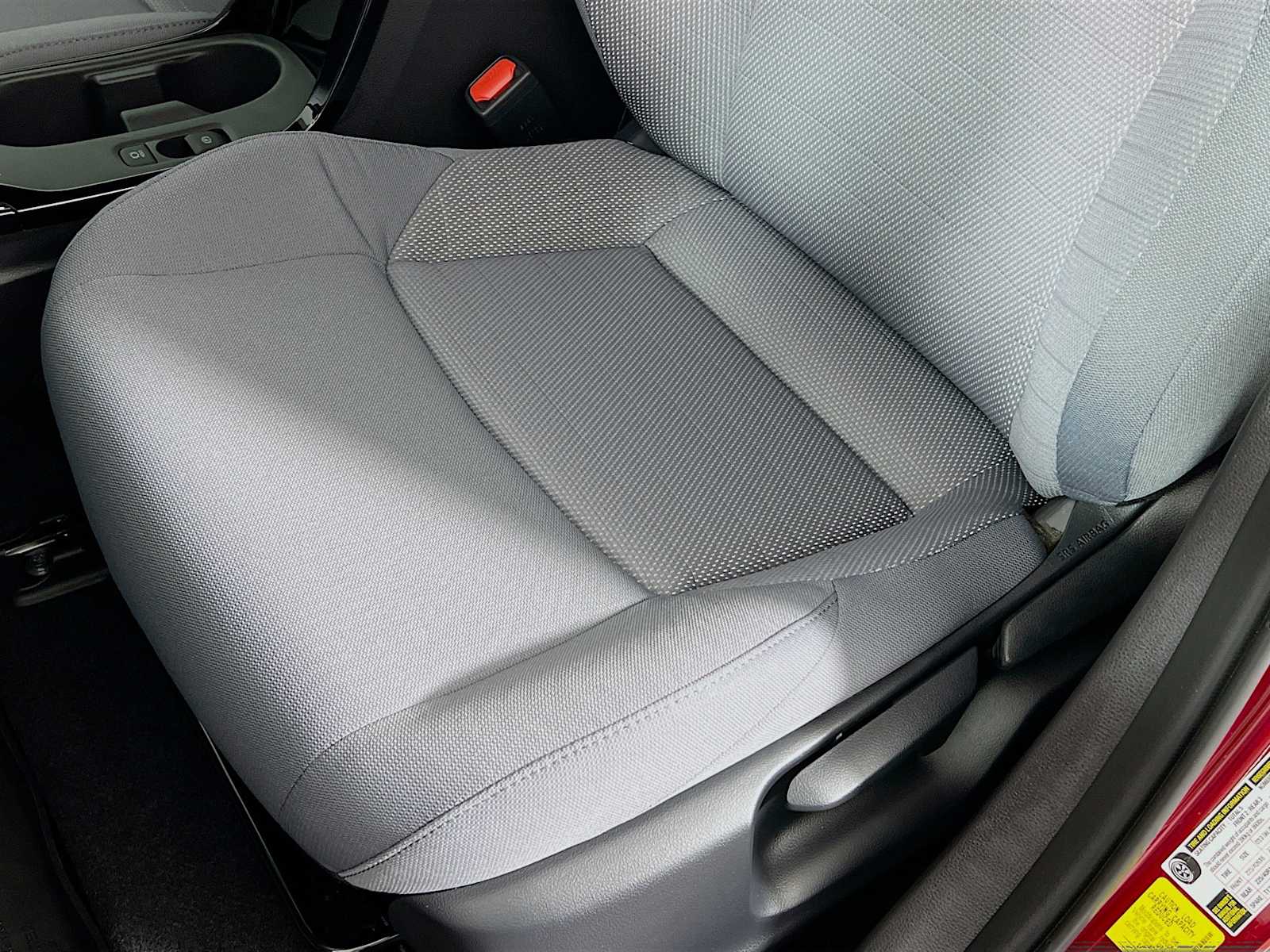 2025 Toyota Corolla SE - Photo 16