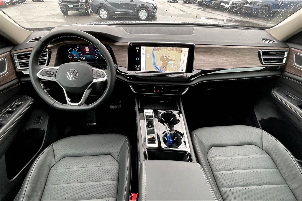 2025 Volkswagen Atlas 2.0T SEL - Photo 12
