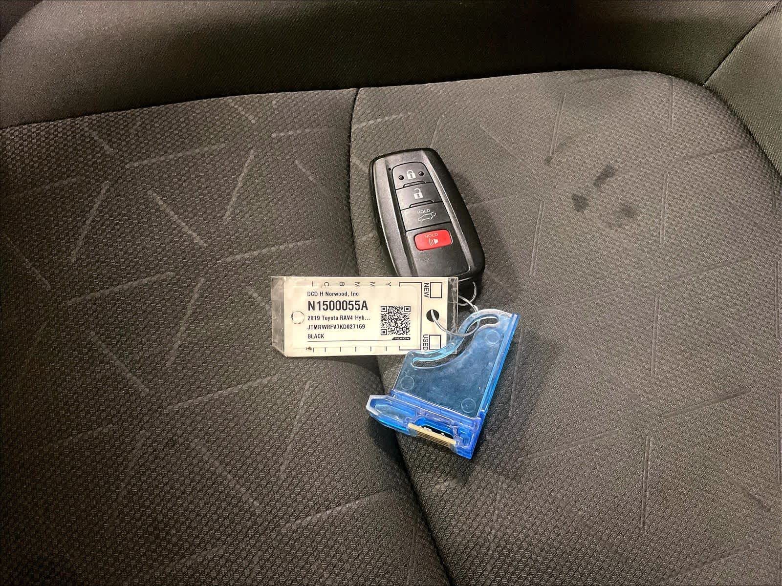 2019 Toyota RAV4 Hybrid XLE - Photo 31