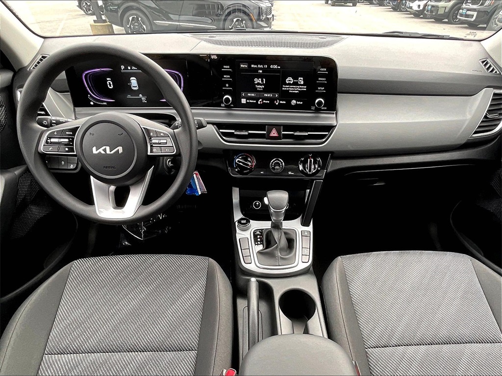 2026 Kia Seltos LX - Photo 12