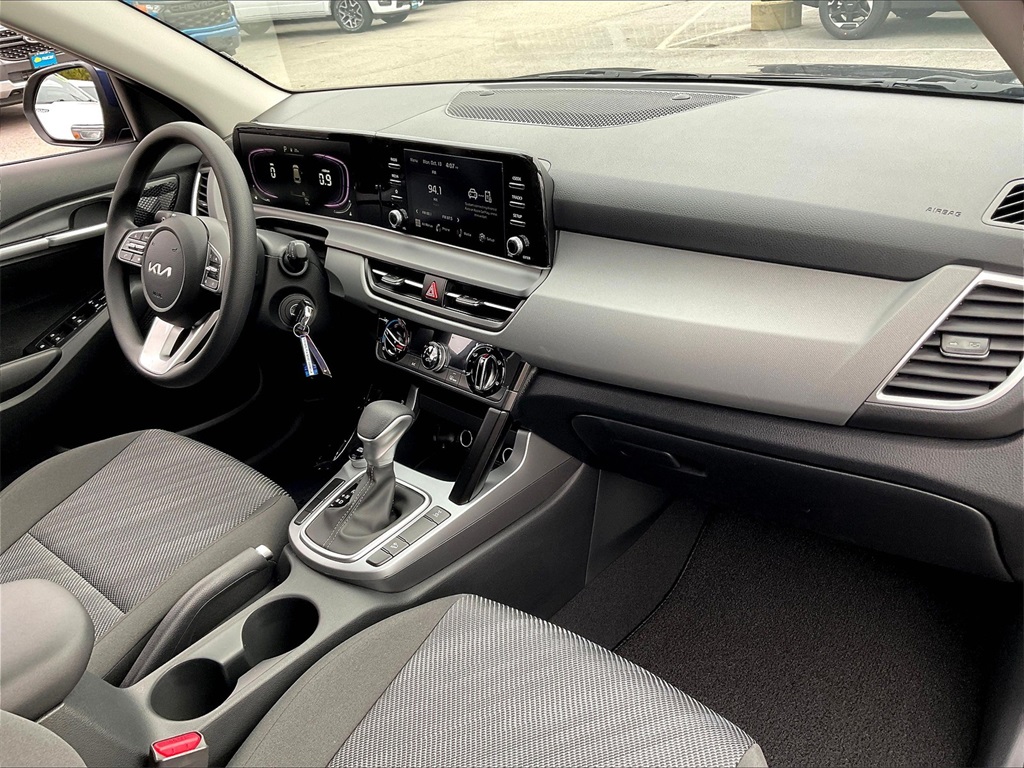 2026 Kia Seltos LX - Photo 10