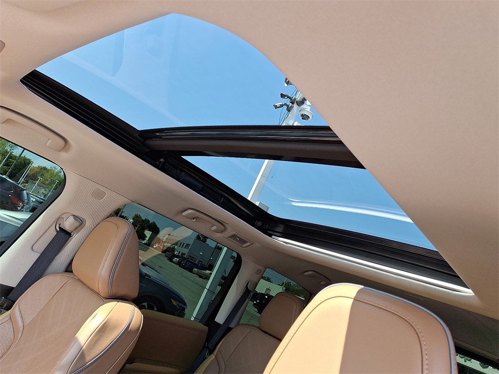 2025 INFINITI QX80 LUXE - Photo 16