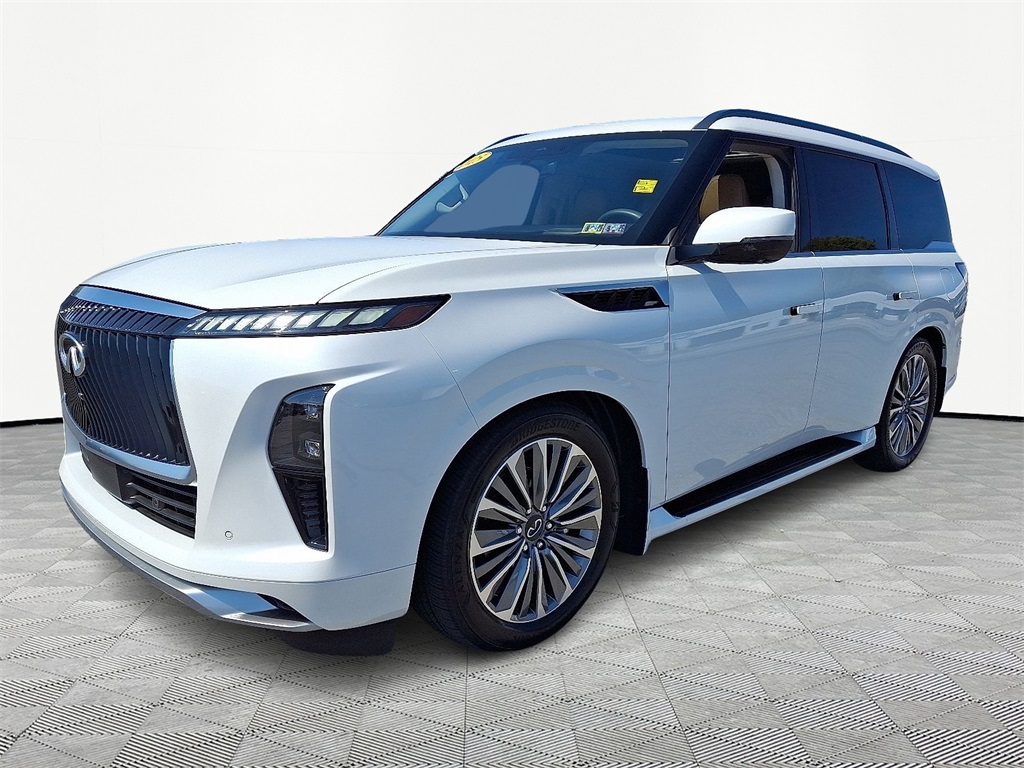 2025 INFINITI QX80 LUXE - Photo 3