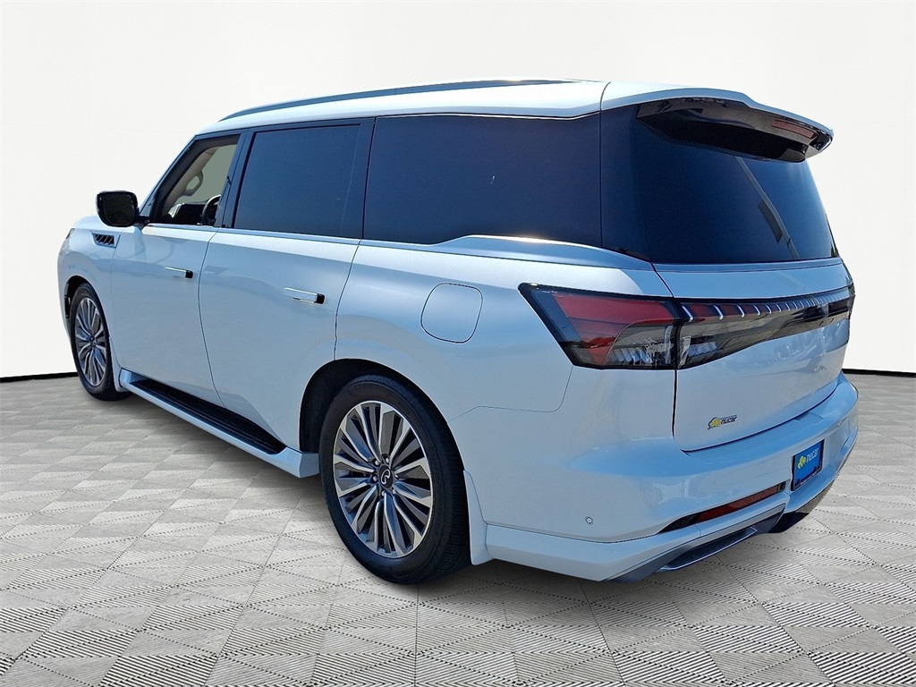 2025 INFINITI QX80 LUXE - Photo 5