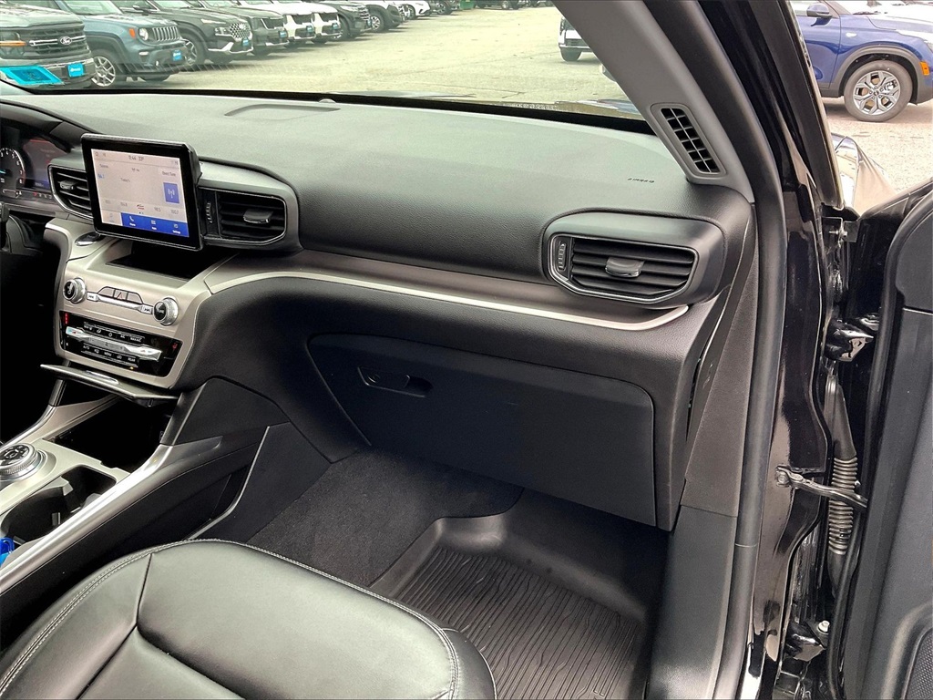 2022 Ford Explorer XLT - Photo 12