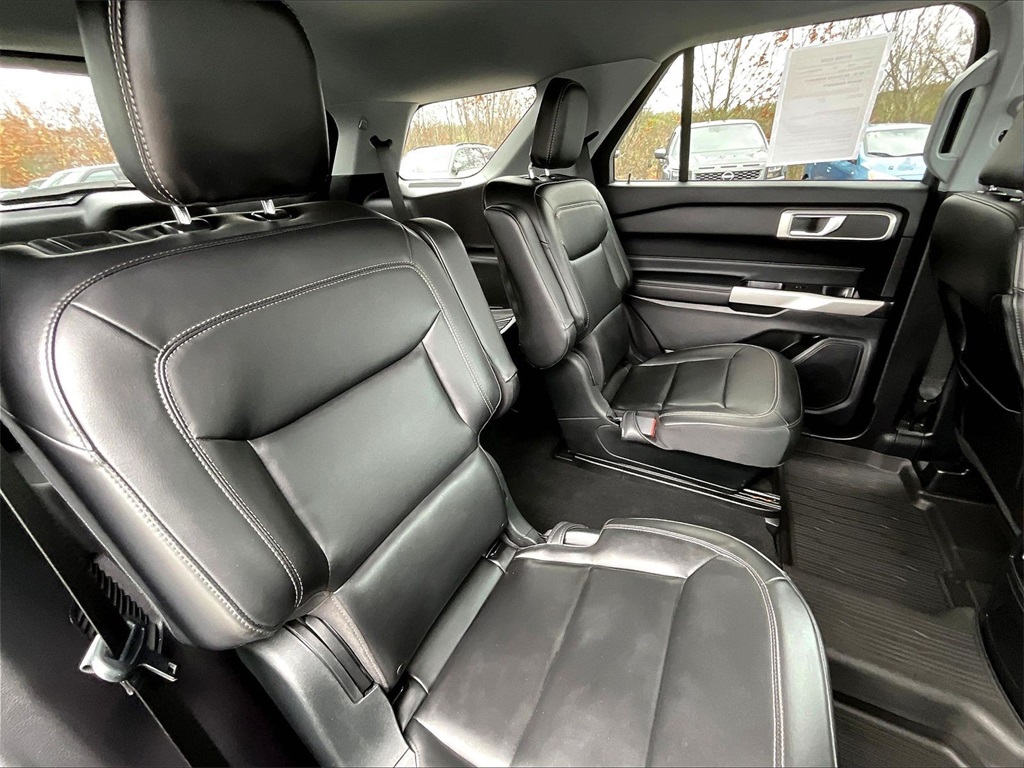 2022 Ford Explorer XLT - Photo 15