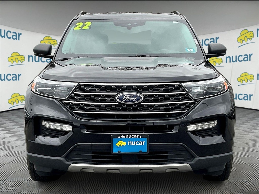 2022 Ford Explorer XLT - Photo 2