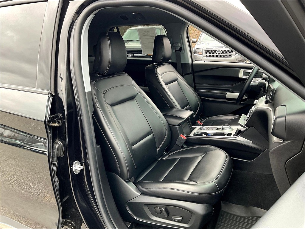 2022 Ford Explorer XLT - Photo 10