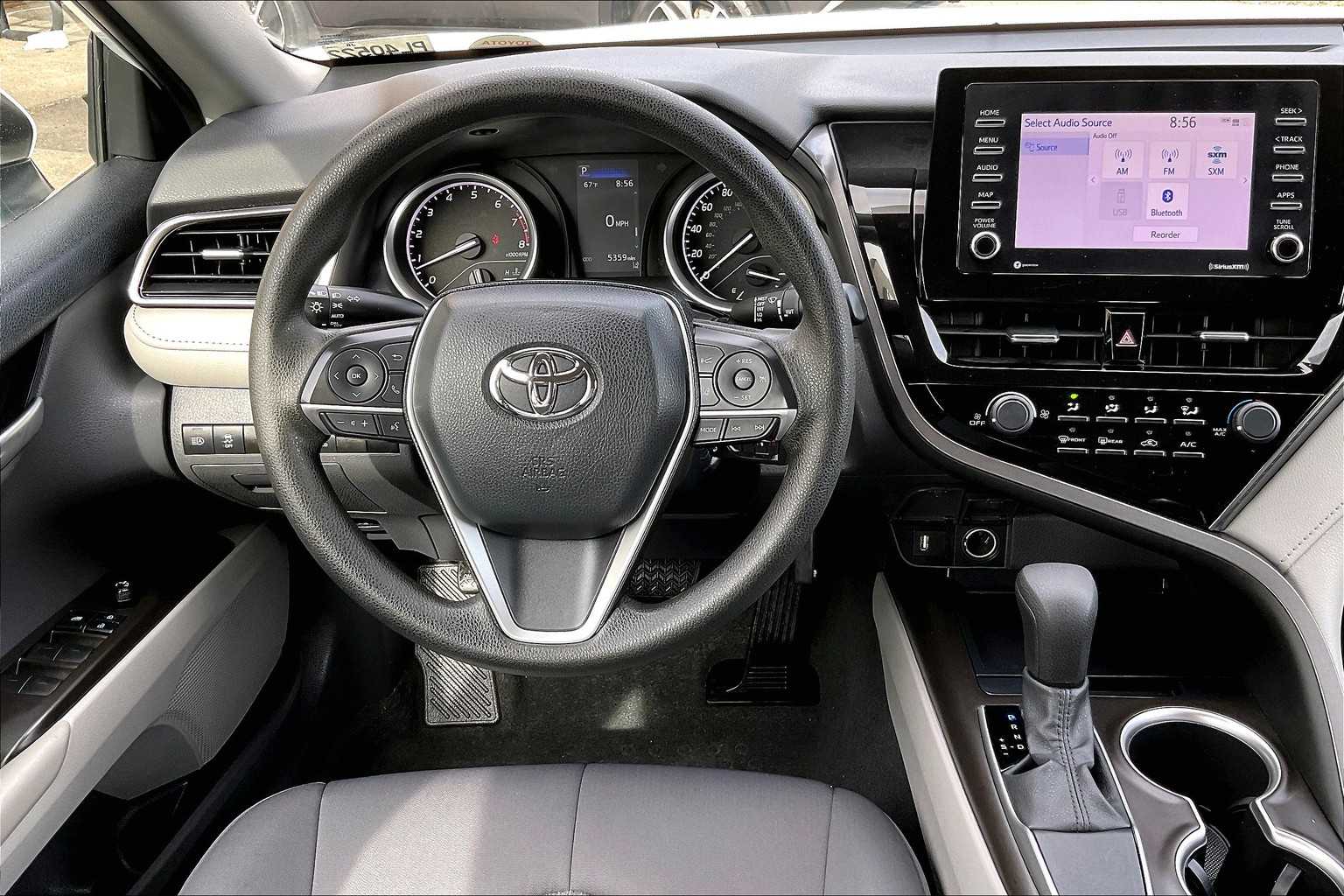 2021 Toyota Camry LE - Photo 17
