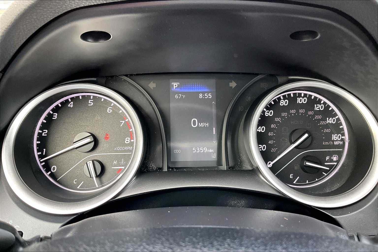 2021 Toyota Camry LE - Photo 24