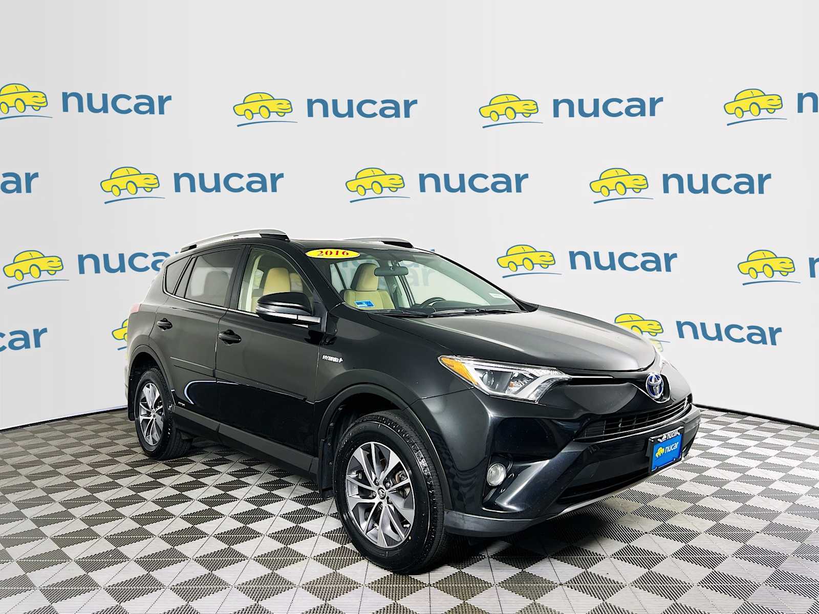 2016 Toyota RAV4 Hybrid XLE