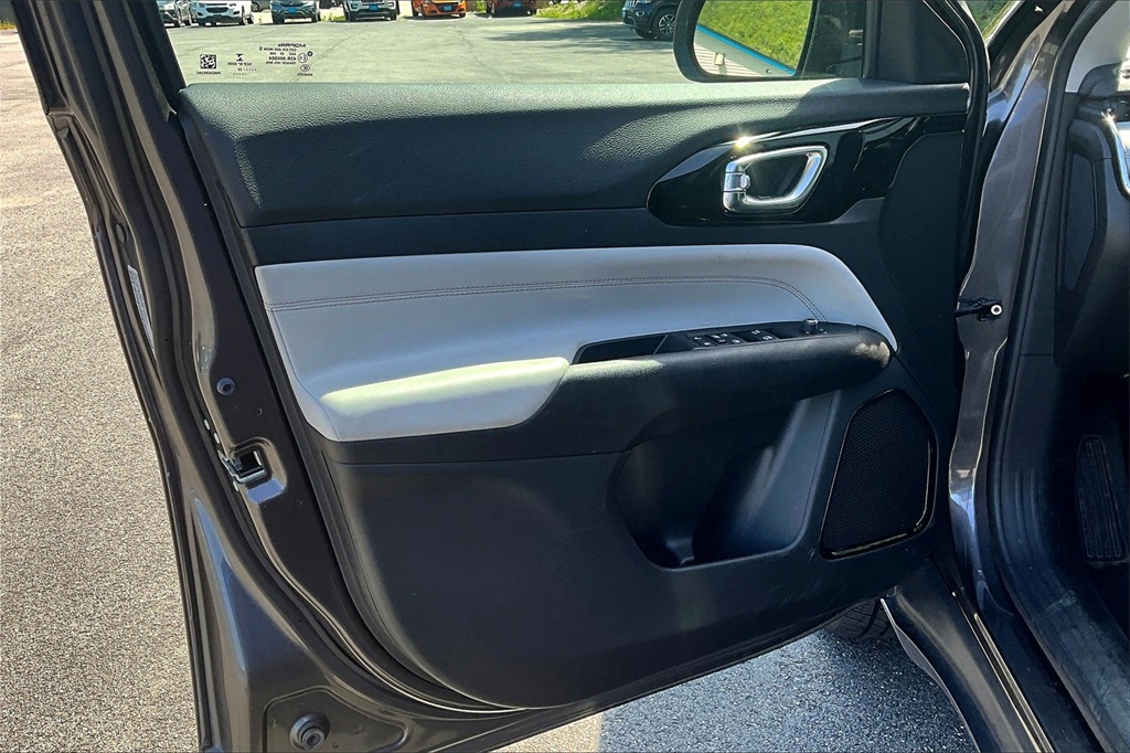 2022 Jeep Compass Limited - Photo 9