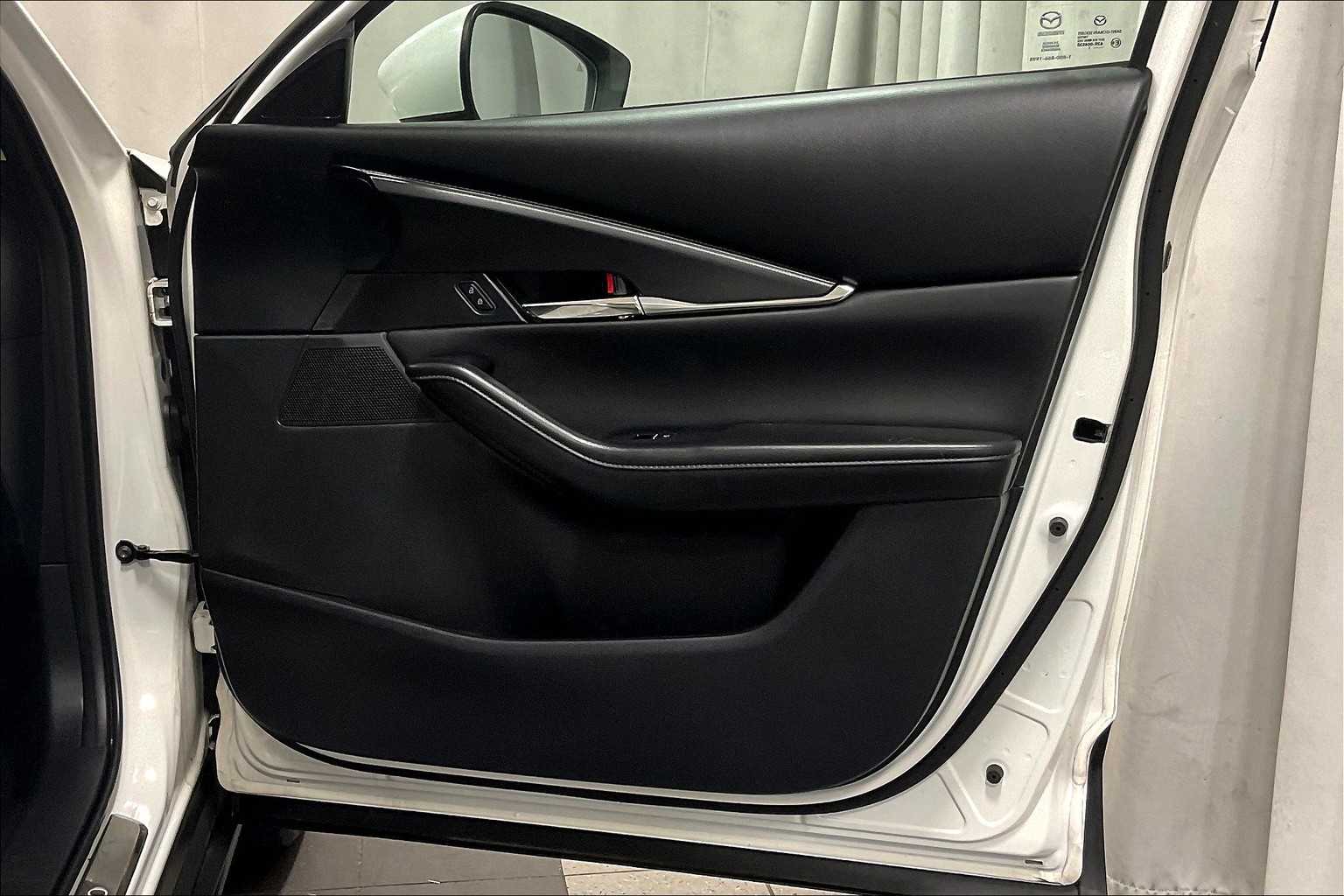 2022 Mazda CX-30 2.5 S Preferred Package - Photo 12