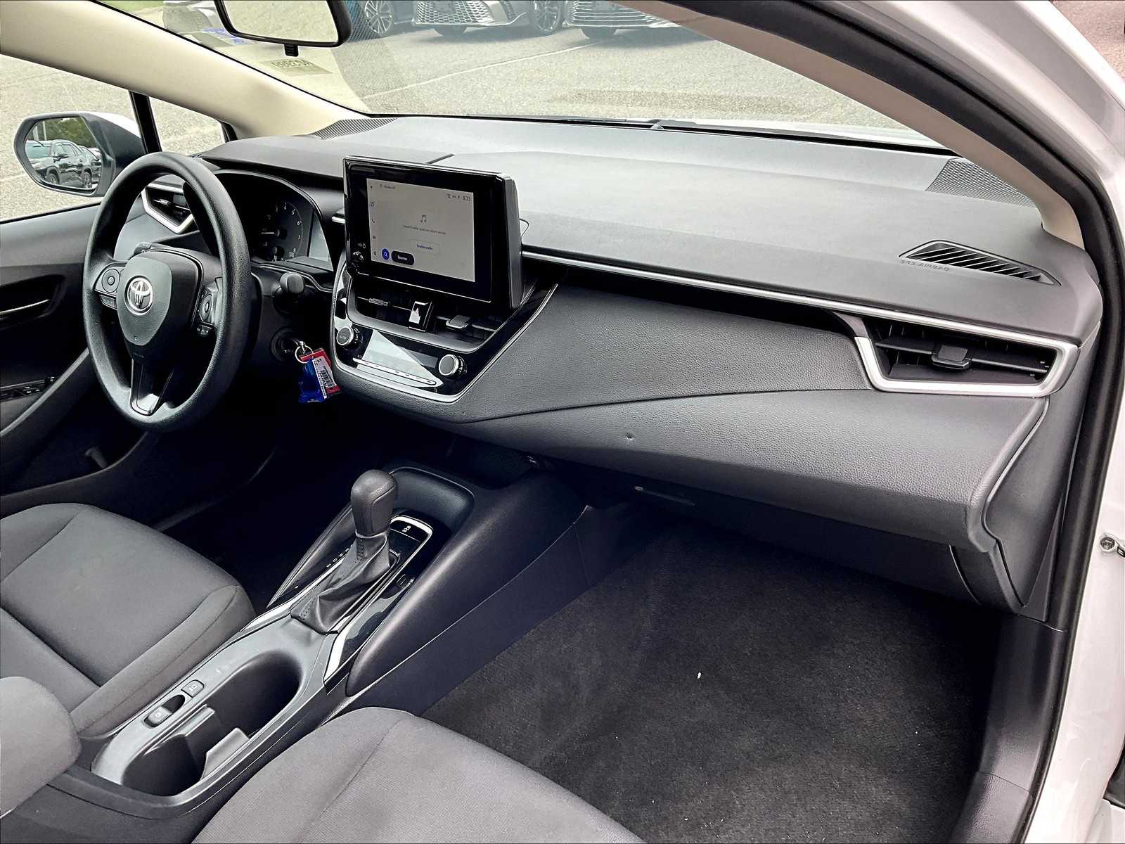 2023 Toyota Corolla LE - Photo 14