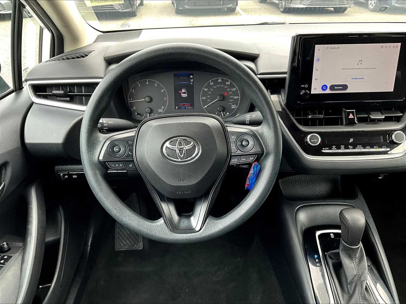 2023 Toyota Corolla LE - Photo 17