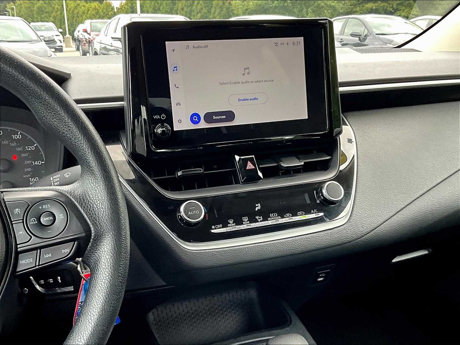 2023 Toyota Corolla LE - Photo 18
