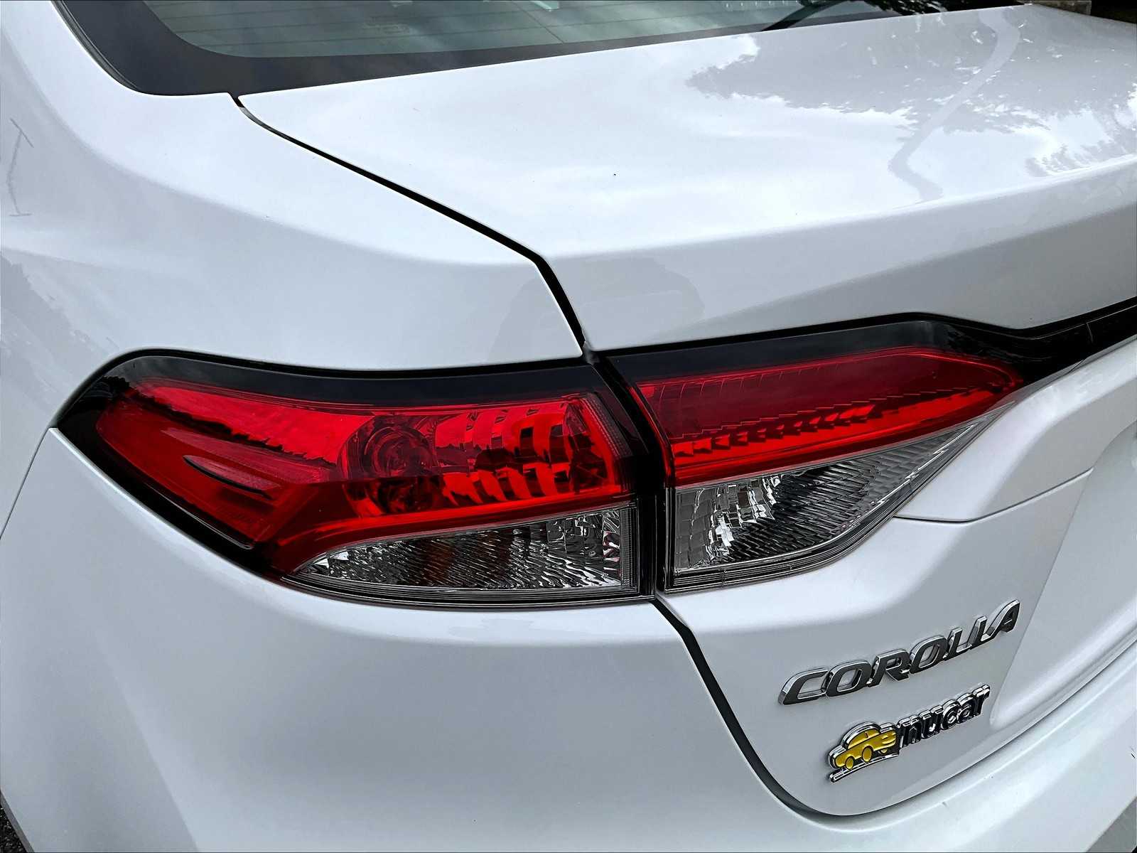 2023 Toyota Corolla LE - Photo 34