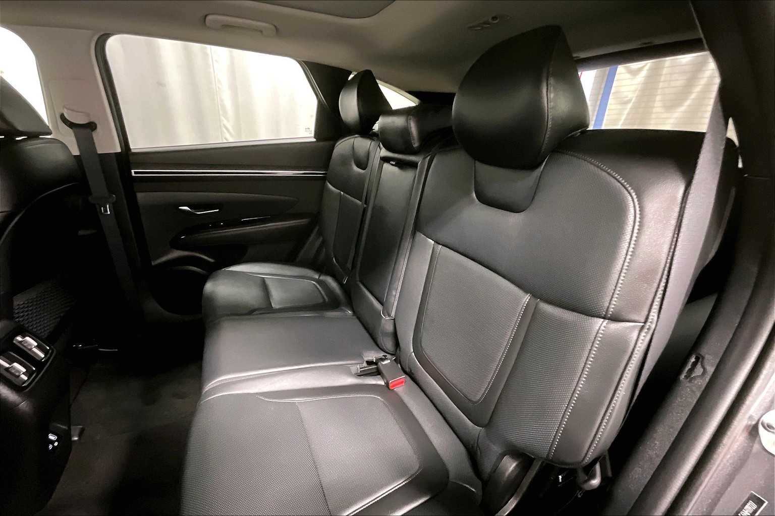 2022 Hyundai Tucson Limited - Photo 15
