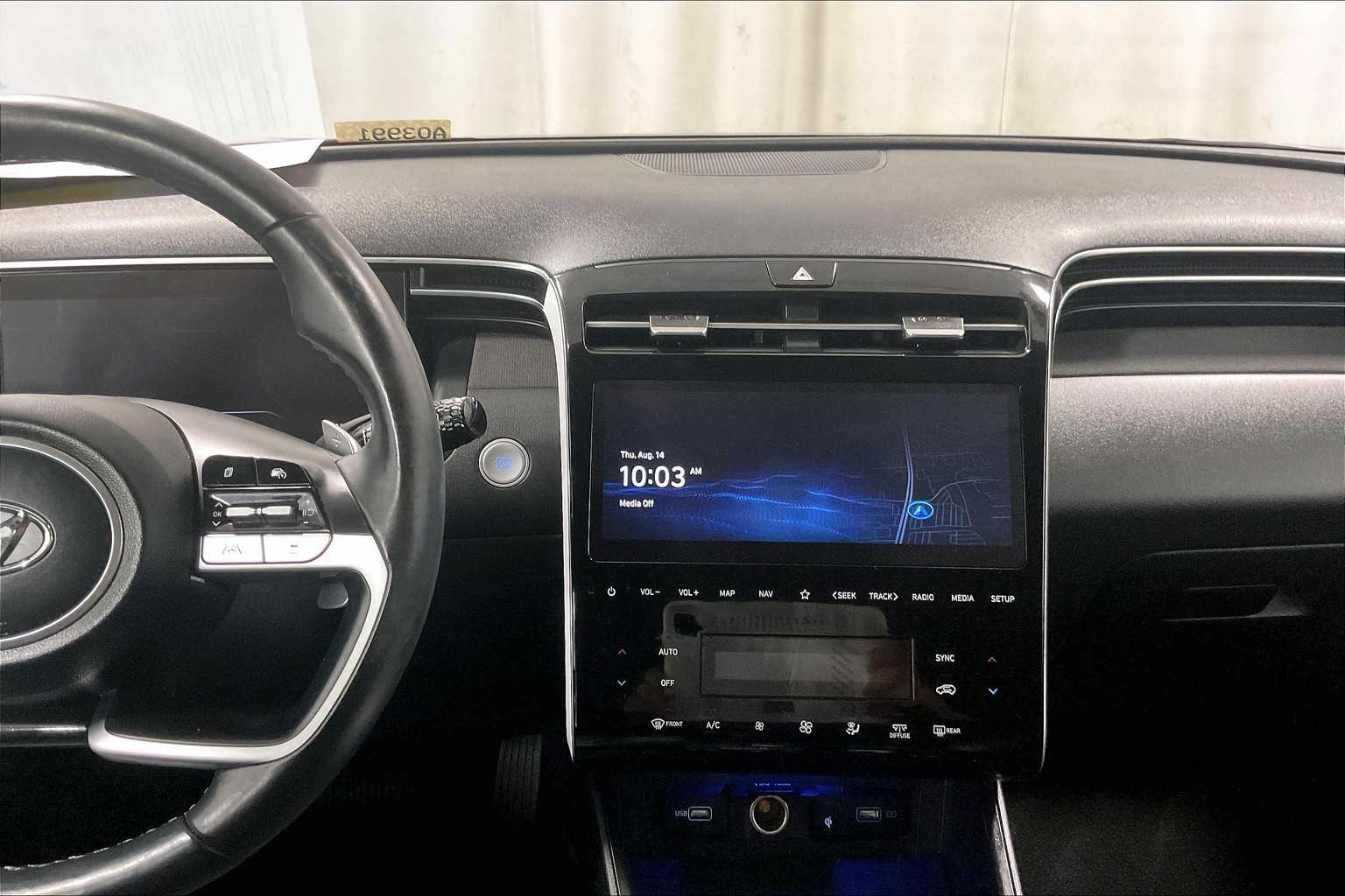 2022 Hyundai Tucson Limited - Photo 18