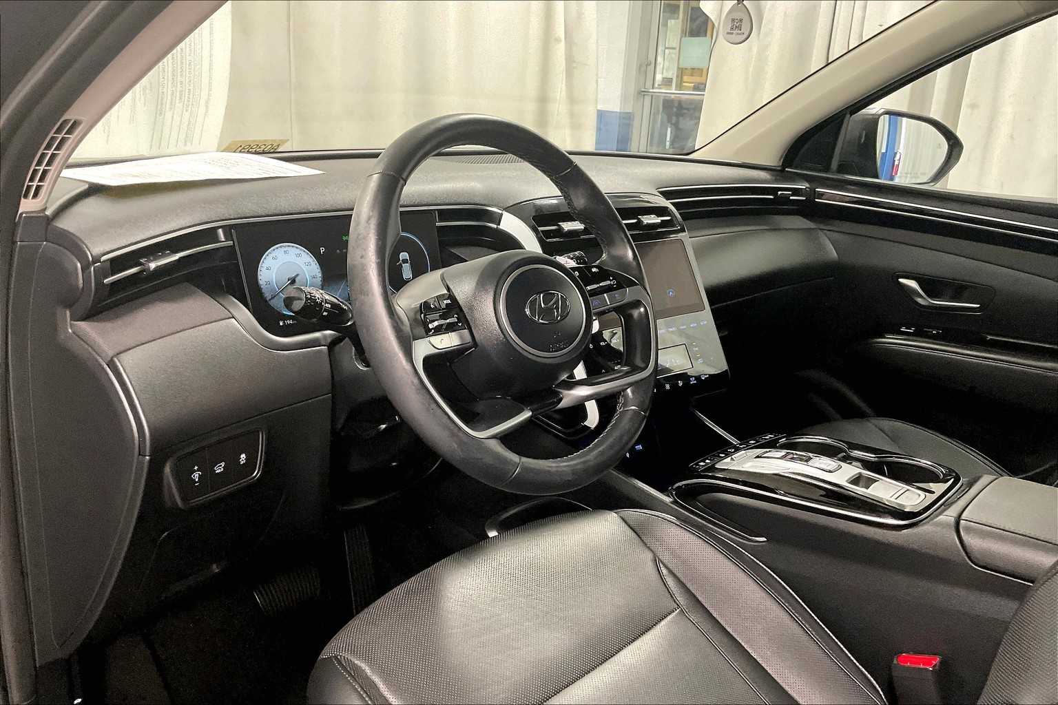 2022 Hyundai Tucson Limited - Photo 8