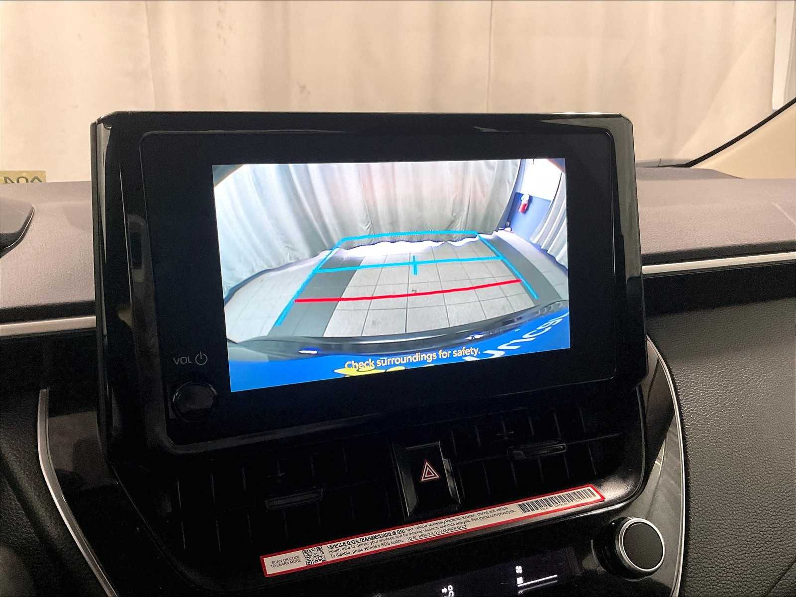 2025 Toyota Corolla LE - Photo 19