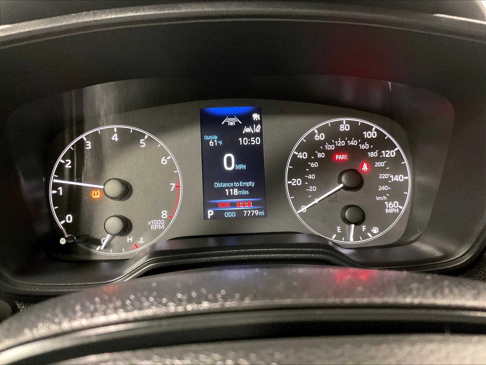 2025 Toyota Corolla LE - Photo 24