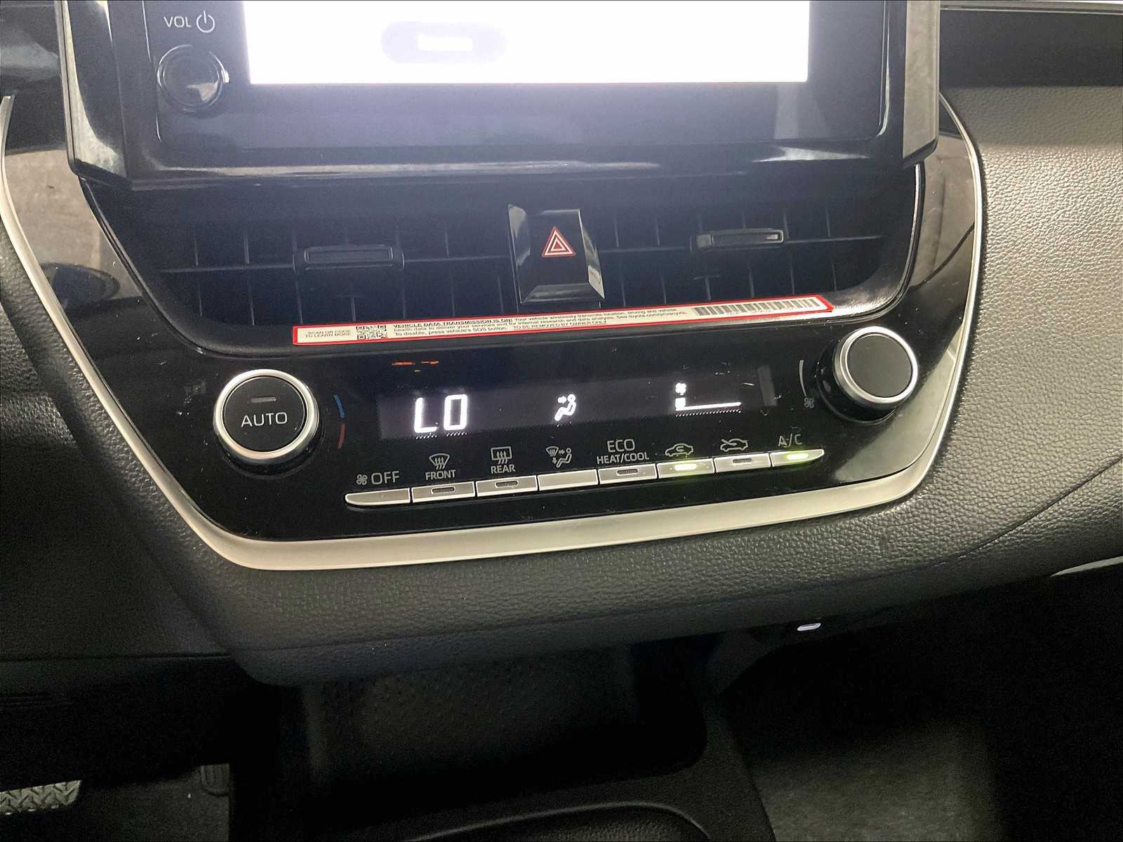 2025 Toyota Corolla LE - Photo 25