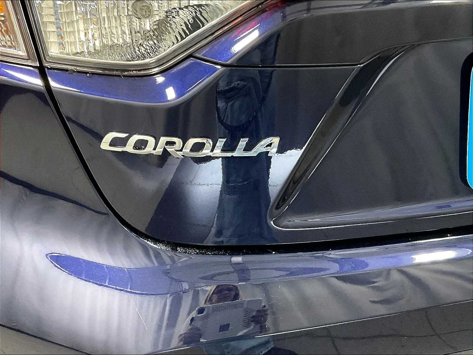 2025 Toyota Corolla LE - Photo 27