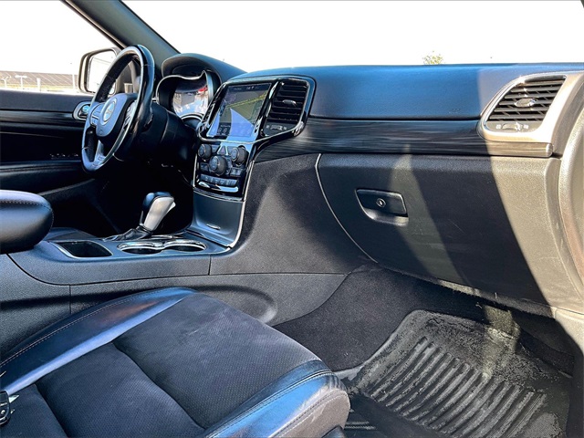 2020 Jeep Grand Cherokee Altitude - Photo 13