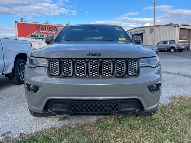 2020 Jeep Grand Cherokee Altitude - Photo 2