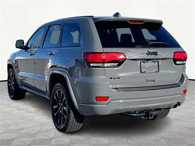 2020 Jeep Grand Cherokee Altitude - Photo 4