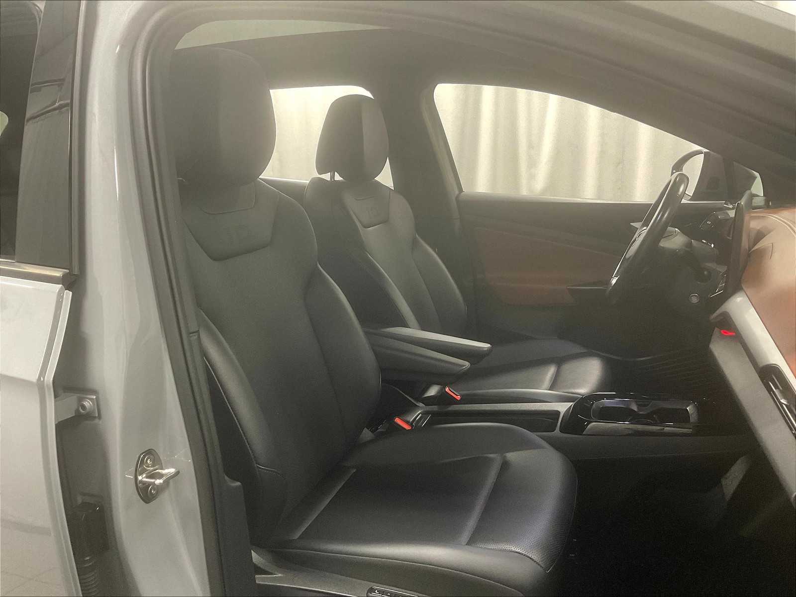 2021 Volkswagen ID.4 Pro S - Photo 11