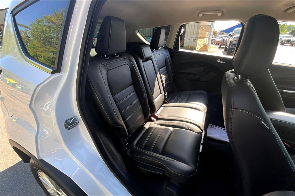 2019 Ford Escape SEL - Photo 16