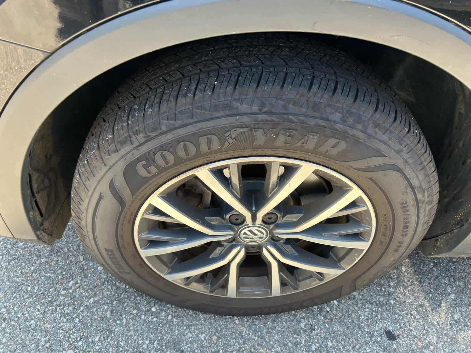 2021 Volkswagen Tiguan SE - Photo 12