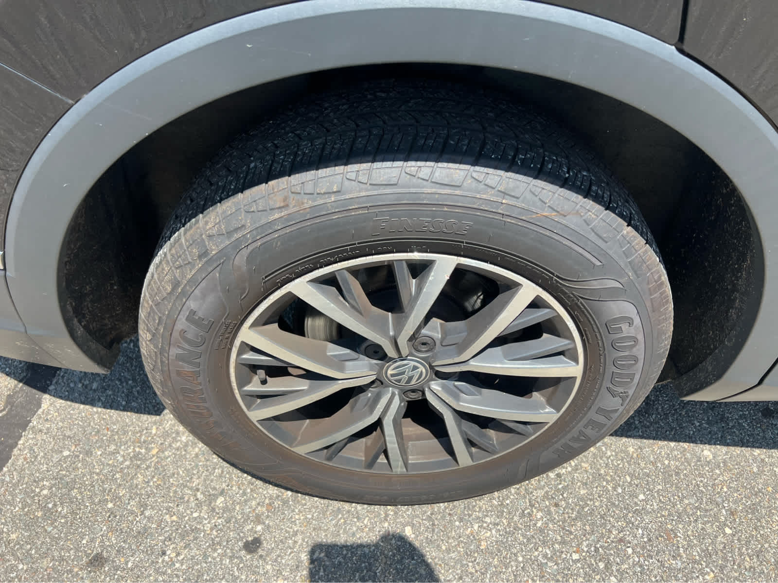 2021 Volkswagen Tiguan SE - Photo 14