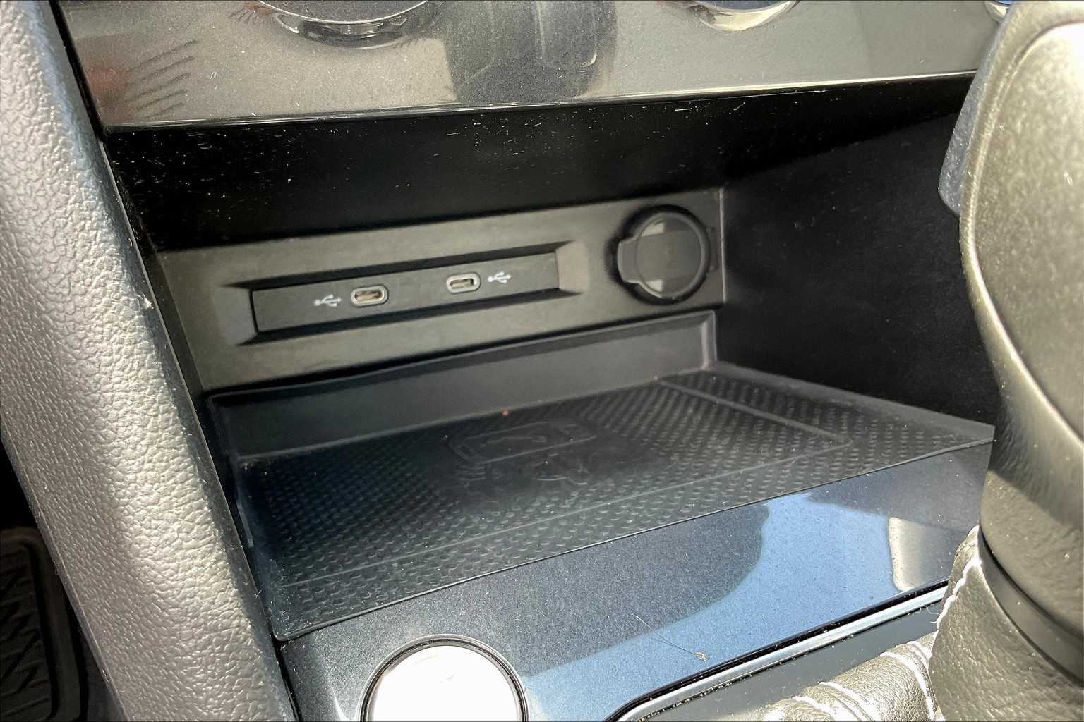 2021 Volkswagen Tiguan SE - Photo 39