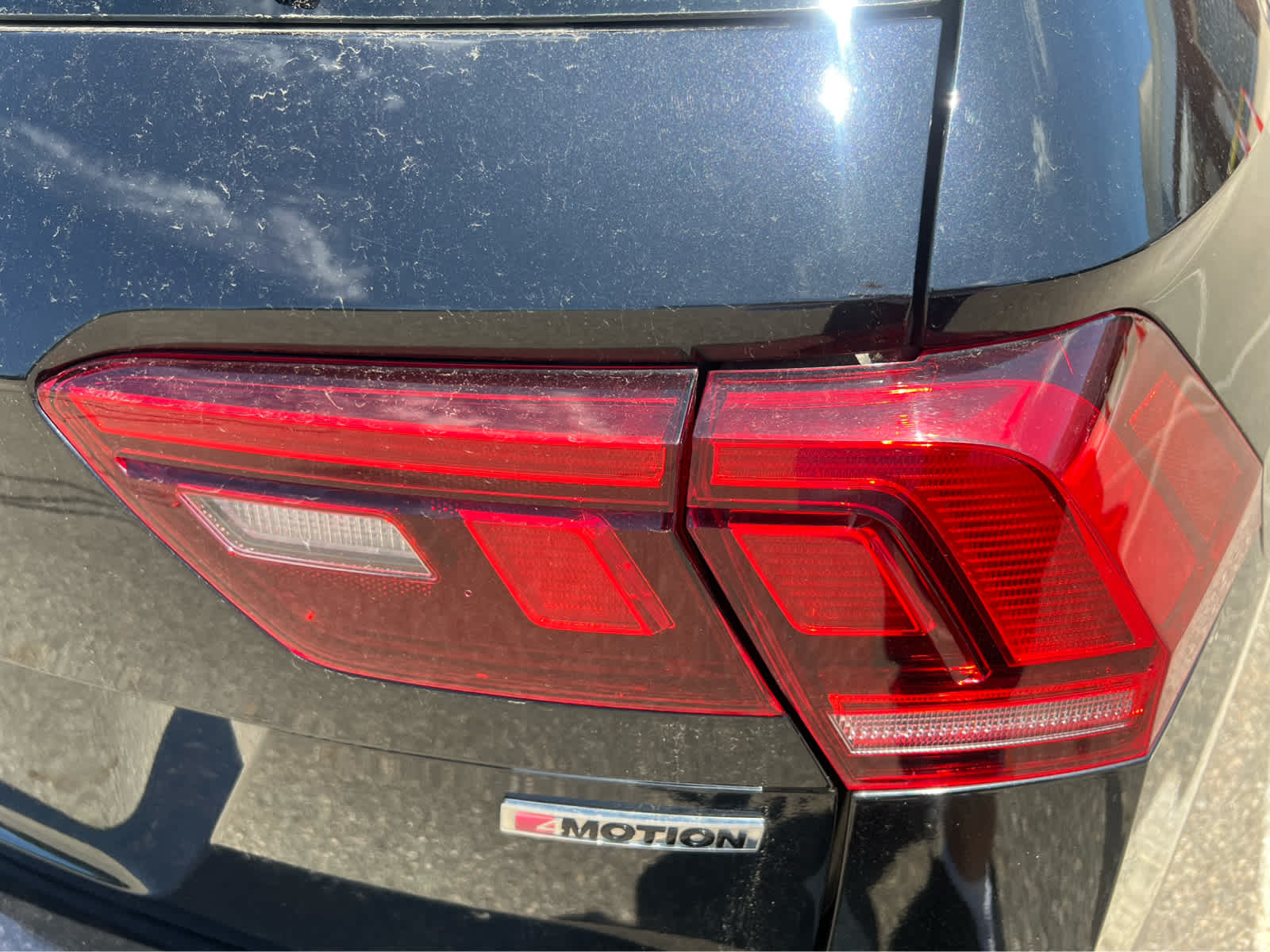 2021 Volkswagen Tiguan SE - Photo 10