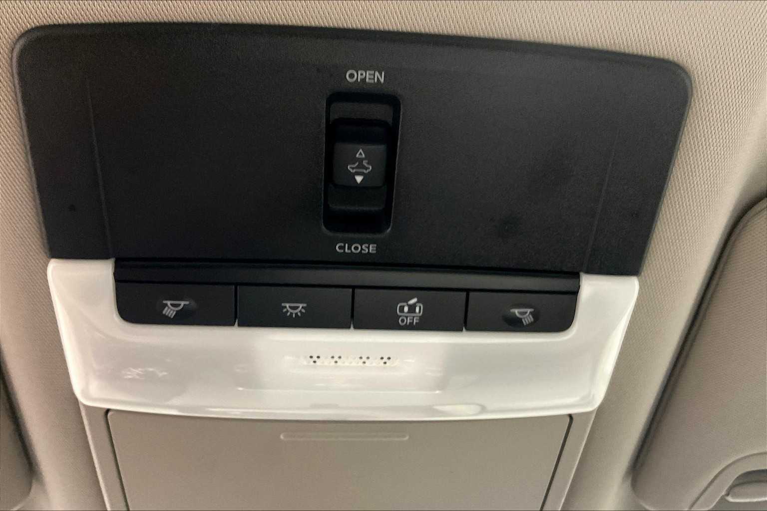 2021 Nissan Altima 2.5 SR - Photo 26