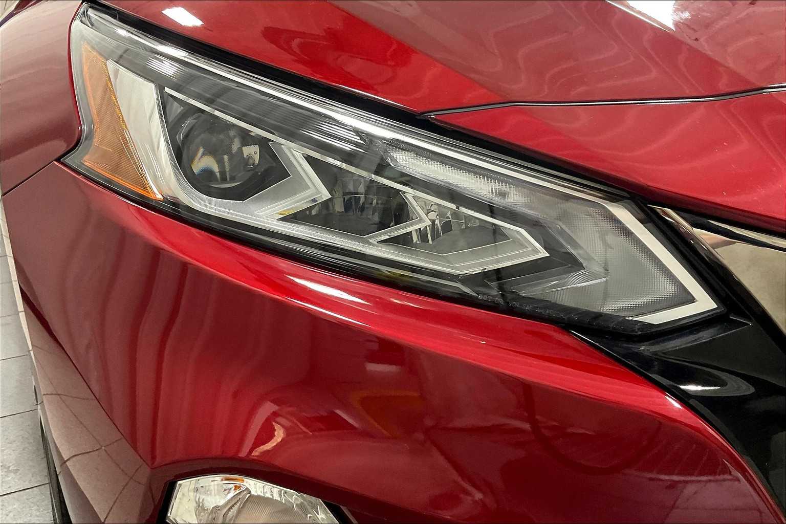 2021 Nissan Altima 2.5 SR - Photo 33